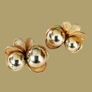 Vintage Mid Century Metal Ball Clip On Earrings Gold Tone